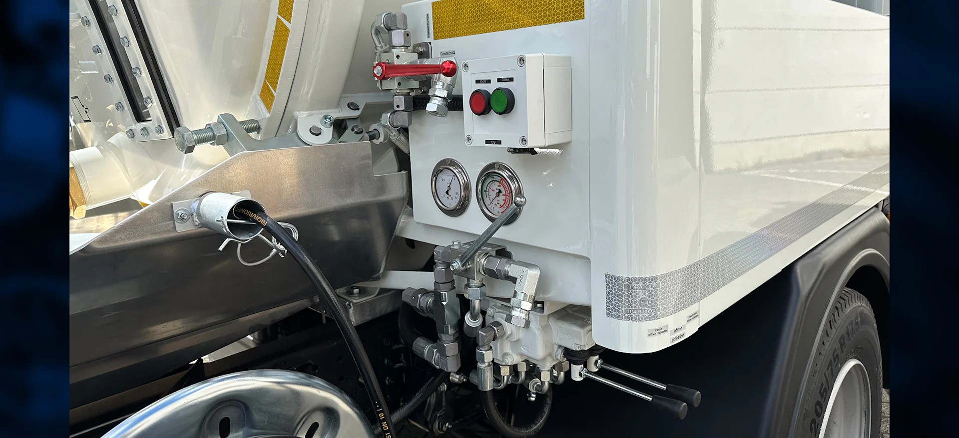FlexCom Standard 7.5, 10 or 12 tonnes | Combination Jet-Vac… | Rioned